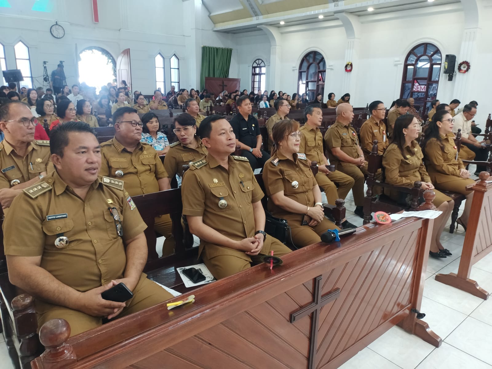 Safari Natal 2025: Wabup Vasung Menyulam Kasih, Keteduhan, dan Tanggung Jawab Pemerintahan